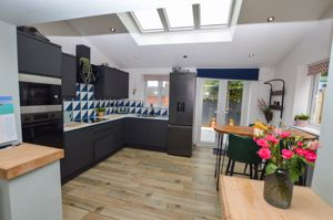 Kitchen- click for photo gallery